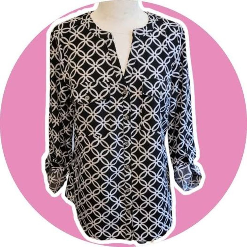 Notations Black and white geometric women's blouse.
